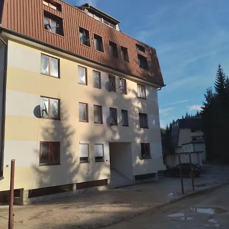 Pahuljica Apartment *
